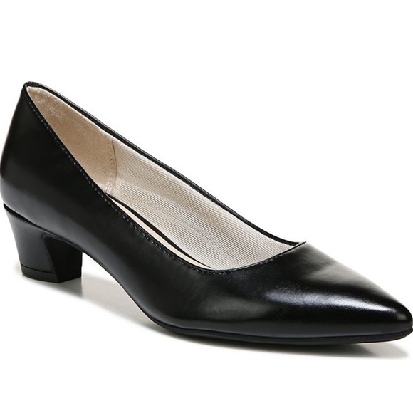 LIFESTRIDE Minx Pumps - Picture 5 of 13